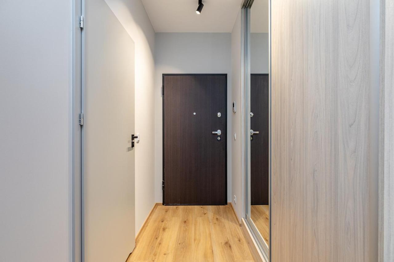 Superapart Konstruktorska 5E Warsaw Luaran gambar